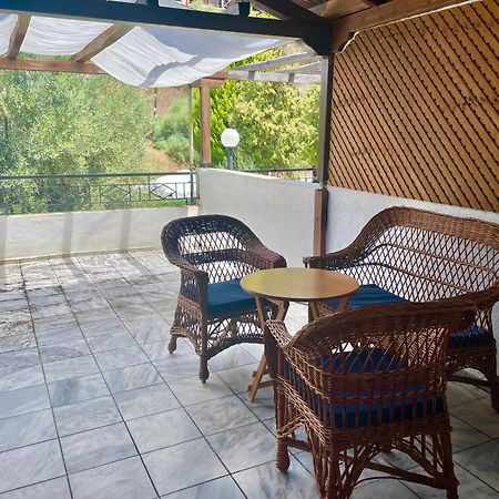 Three Sisters House Villa Мола Калива Екстериор снимка